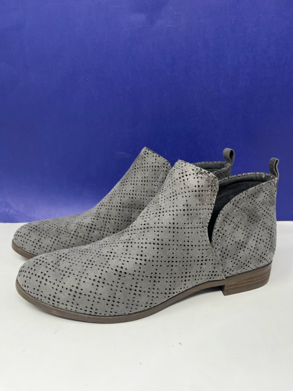 Dr. Scholl's Rate Gray Perforated slip-on Ankle Booties 7.5